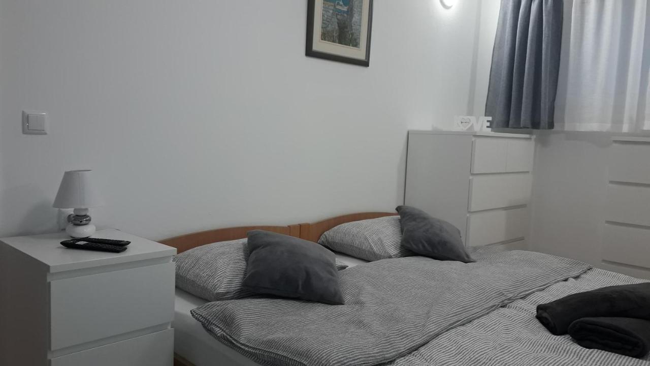 Studio Apartment Nani Centar Spalato Esterno foto