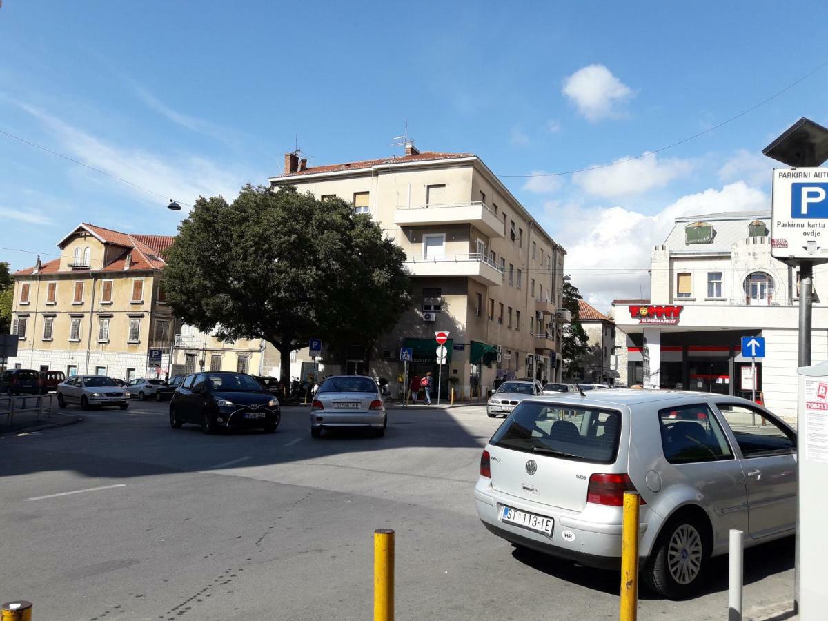 Studio Apartment Nani Centar Spalato Esterno foto